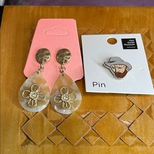 Gold and Cream Floral Teardrop Earrings